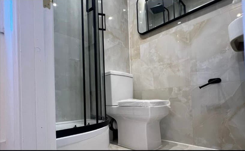 Modern Bathroom Refurbishment